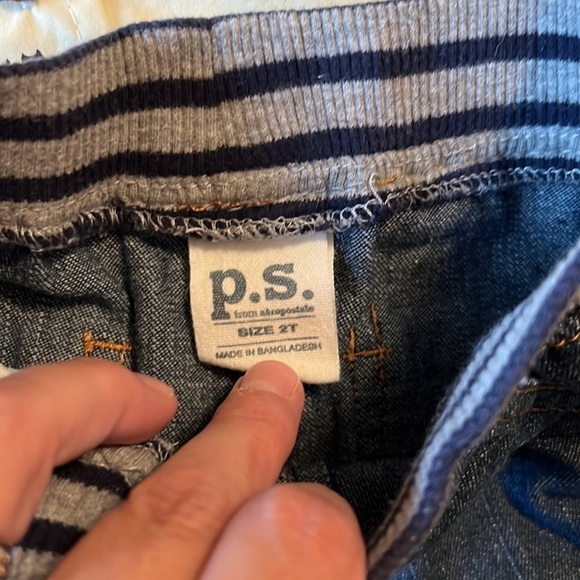 Collar Tee and Shorts Set - Picture 3 of 8